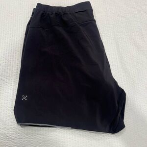Lululemon men surge shorts size XXL